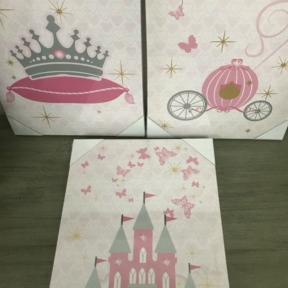Avon Other - Princess Design Canvas Wall Decor Set
